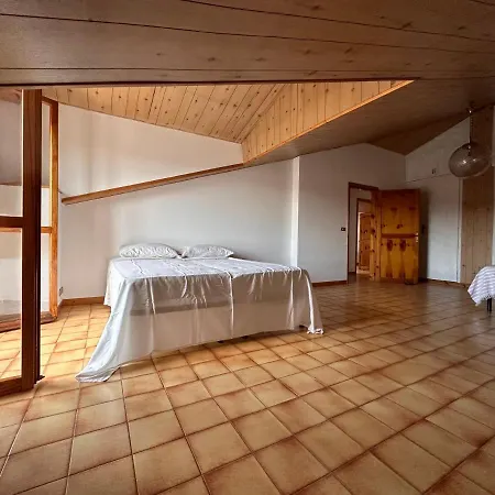 Apartment 246m2 Storico Attico Centro Con Vista - Di Clickaffitti *